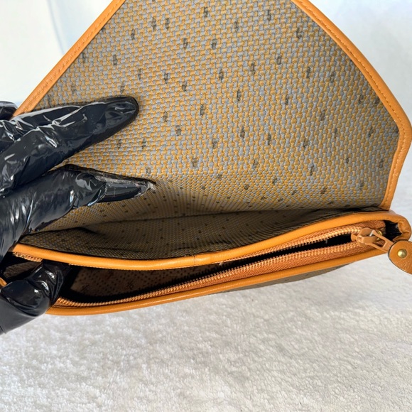 YSL Authentic Vintage  clutch leather - Picture 7 of 13